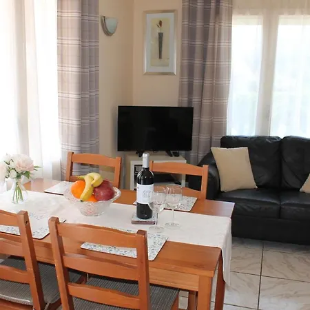 Alemanya 22 Privat Pool Estartit Nyaraló *